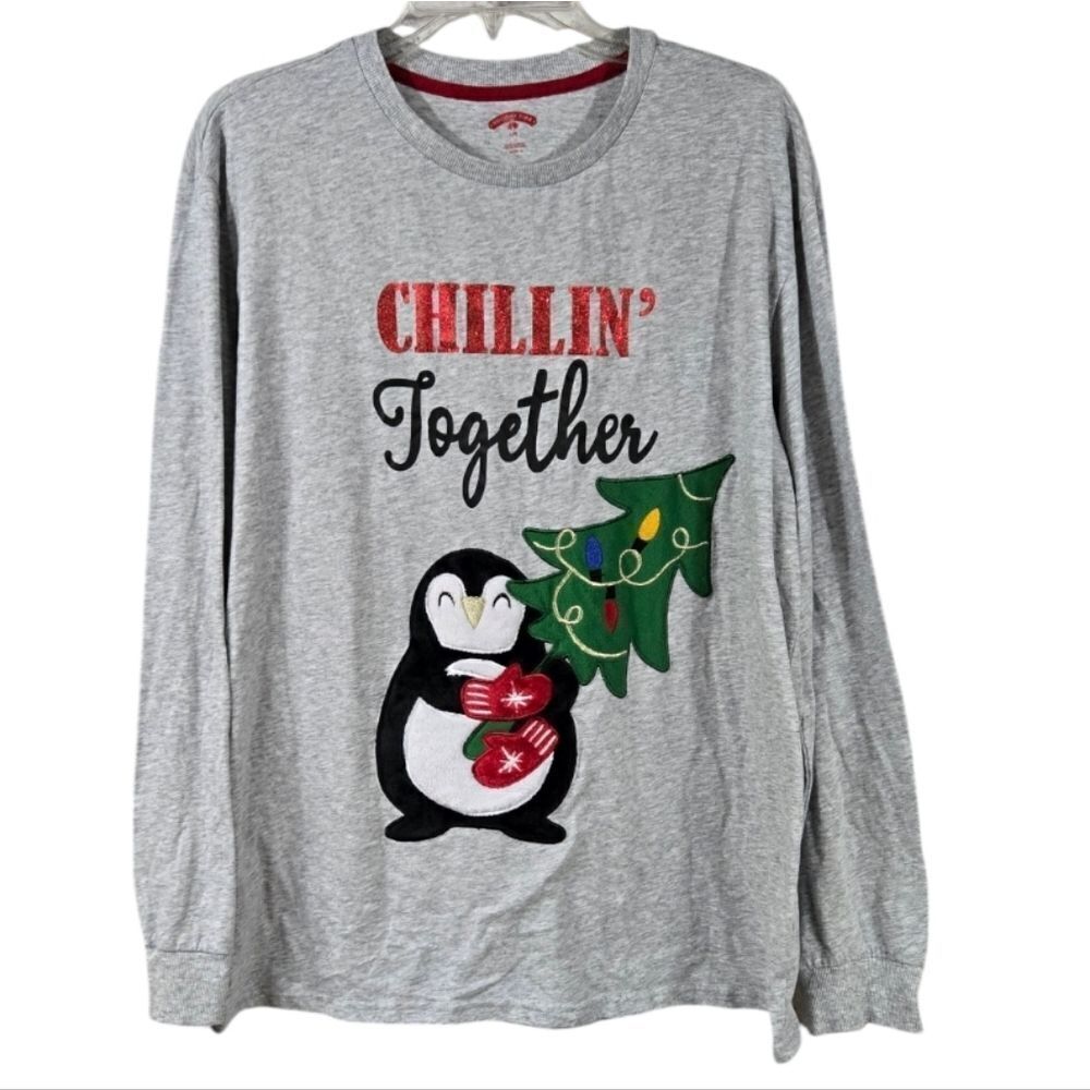 Penguin Embroidered Women's Long Sleeve T-shirt Large Gray Festive Holiday Tee